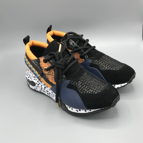 Steve Madden Women’s Cliff Sneaker Sz 6 and 7.5 - Picture 6 of 7